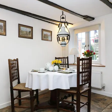 13 Castle Hill Holiday home *